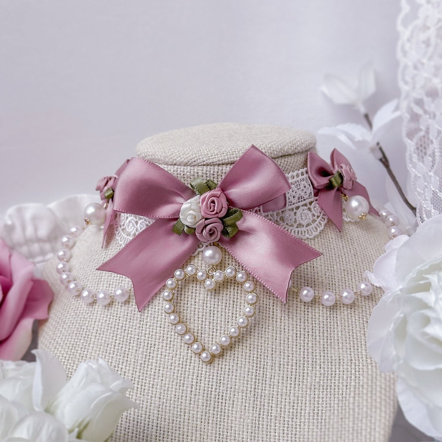 Mauve Rose Choker