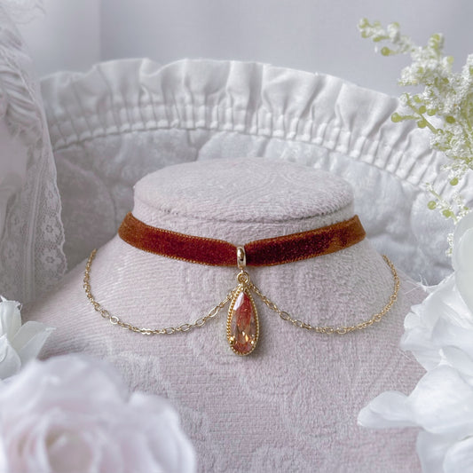 Autumn choker