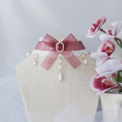 Pearlina Choker