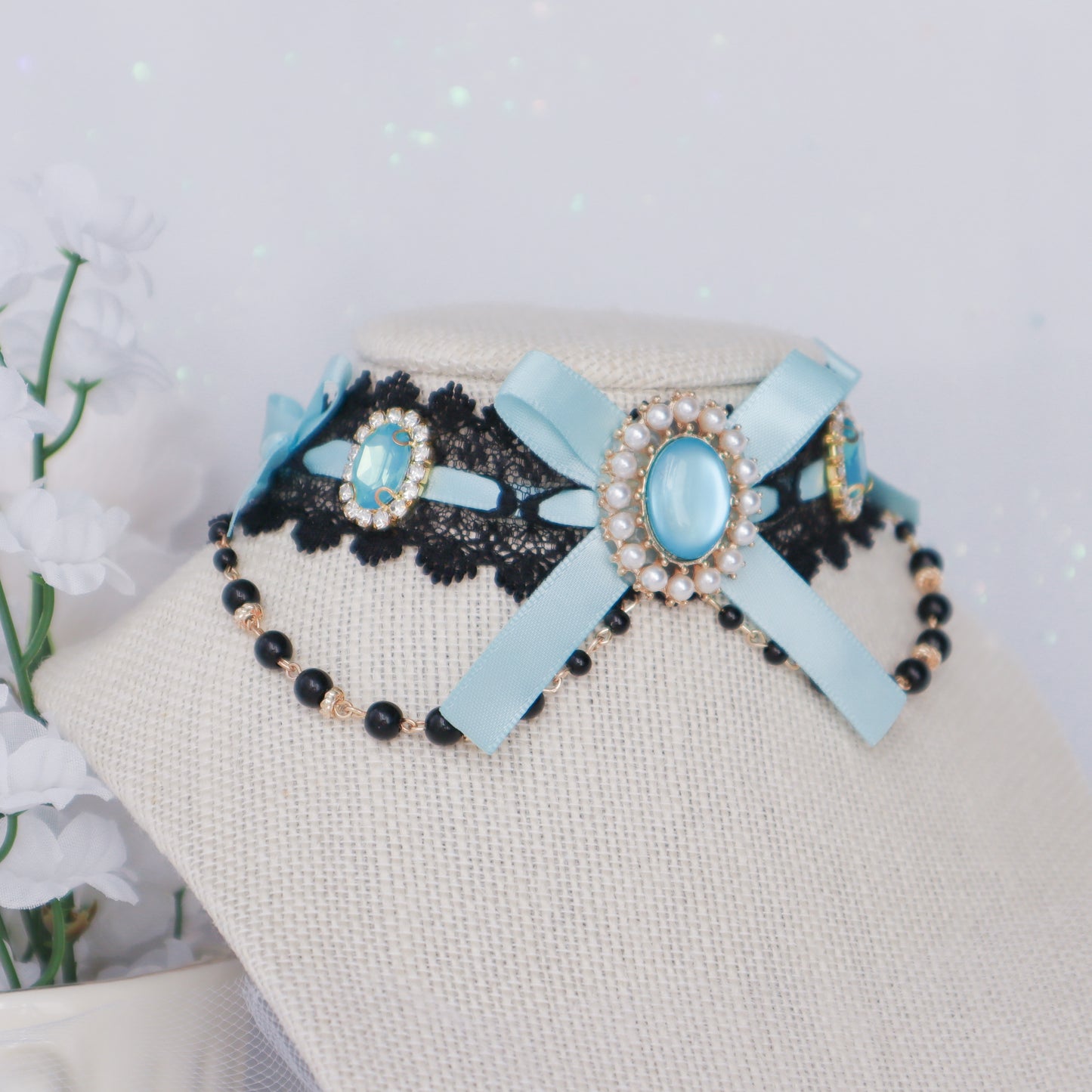 Aquamarine choker