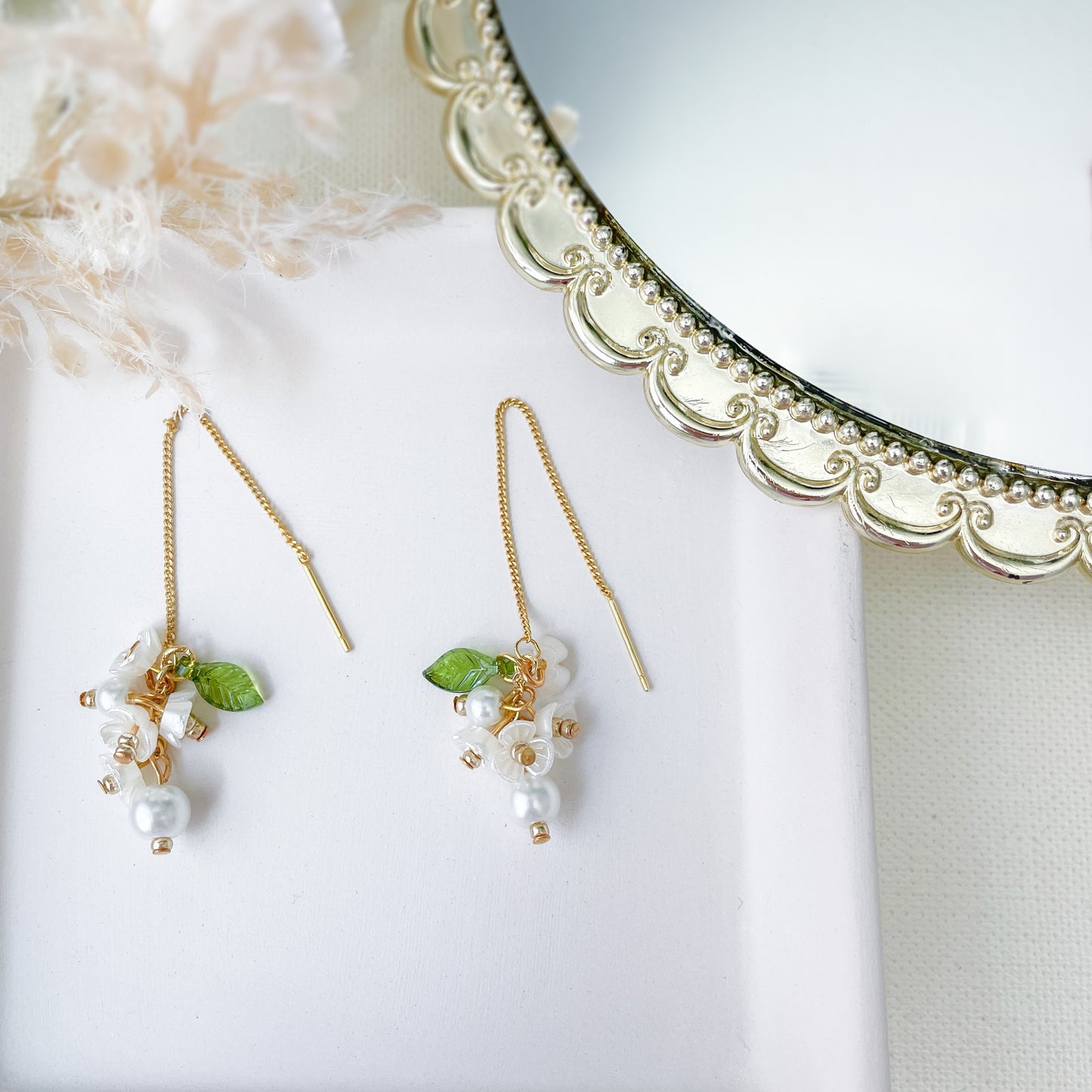 Faye earrings